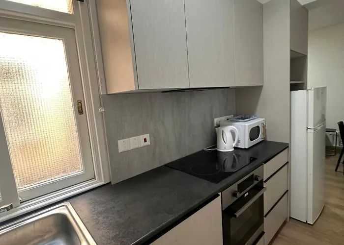 Finikoudes * Ларнака