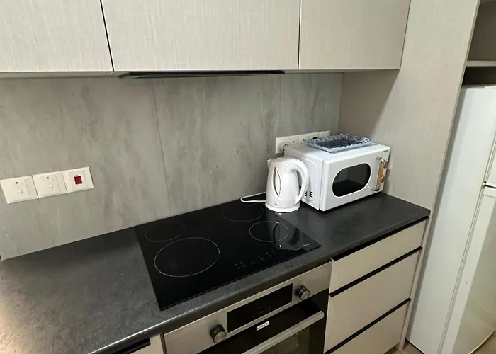 Апартаменты Finikoudes Ларнака