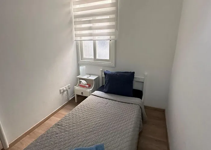 Finikoudes Ларнака